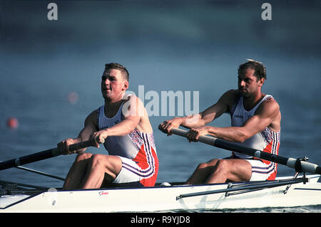 Barcelona,  SPAIN,  Bow and right, Steve REDGRAVE and Matthew PINSENT Gold Medallist GBR M2- at the 1992 Olympic Regatta. Lake Banyoles, Nr Barcelona SPAIN,  [Photo, Peter Spurrier/Intersport-images] Stock Photo