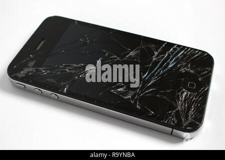 Iphone 4 cracked display, apple Stock Photo