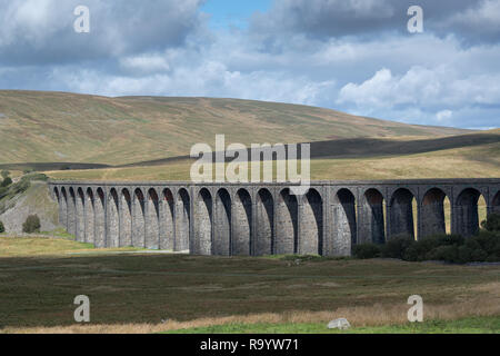 Ribblehead Viaduct on the Settle to Carlisle railway, North Yorkshire, UK. Stock Photo