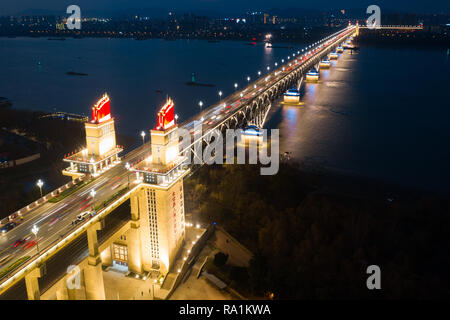 Nanjin, China. 29th Dec, 2018. Night view of Nanjing Yangtze River Bridge. Credit: SIPA ASIA/Pacific Press/Alamy Live News Stock Photo