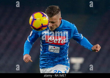 Napoli, Campania, Italy, 29-12-18, Serie A football match SSC Napoli - Bologna at the San Paolo Stadium in picture Piotr Zieliński in action Stock Photo