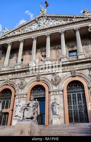 Spain, Madrid, National Library of Spain - Biblioteca Nacional de Espana founded by King Philip V in 1712, Neoclassical architecture, main entrance Stock Photo