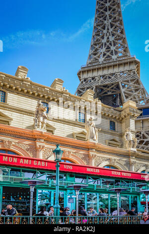 People enjoying al fresco dining on the openair patio of Mon Ami Gabi french restaurant on the strip at the Paris Las Vegas Resort Hotel and Casino in Stock Photo