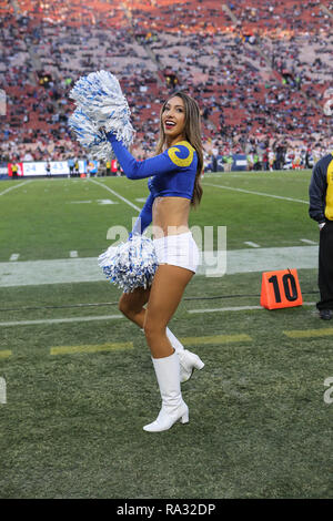 Los Angeles, CA, USA. 30th Dec, 2018. Rams cheerleader during the NFL San Francisco 49ers vs Los Angeles Rams at the Los Angeles Memorial Coliseum in Los Angeles, Ca on December 30 2018. Jevone Moore Credit: csm/Alamy Live News Stock Photo