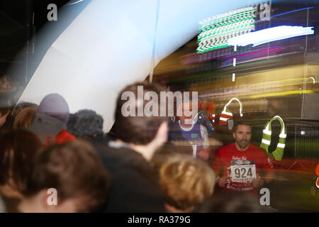 Mountain Ash, Wales, UK 31st December 2018. Nos Galan 2018 road races, Mountain Ash in South Wales on Monday 31st December 2018. this is the 60th anniversary race of the event Credit: Andrew Orchard/Alamy Live News Stock Photo