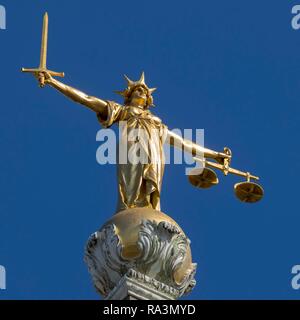 Statue of Justitia at Old Bailey, Central Criminal Court, Central Criminal Court, London, United Kingdom Stock Photo