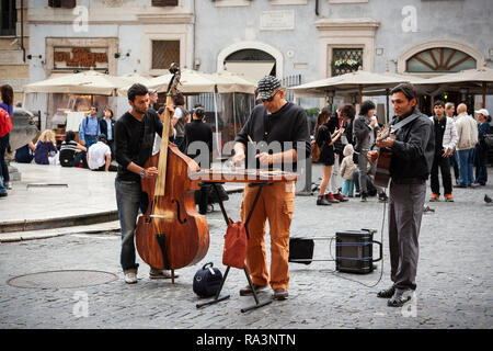 Buskers in Rome Stock Photo