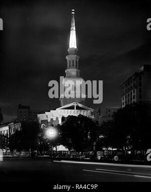 New York Avenue Presbyterian Church at night ca. early 1900s Stock Photo