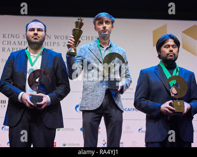 St. Petersburg, Russia - December 30, 2018: Grandmaster Daniil Dubov,  Russia holding the golden cup of World Rapid Chess Championship 2018 after  award Stock Photo - Alamy
