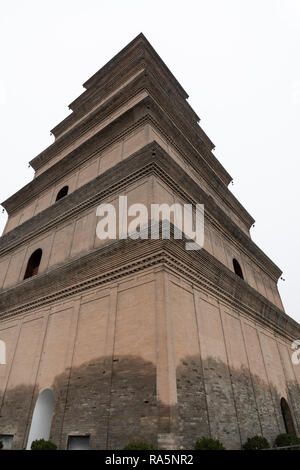 XI´AN,SHAANXI,CHINA -DECEMBER 8 2018 : view of ancient giant wild goose pagoda of xian China - Imagen Stock Photo
