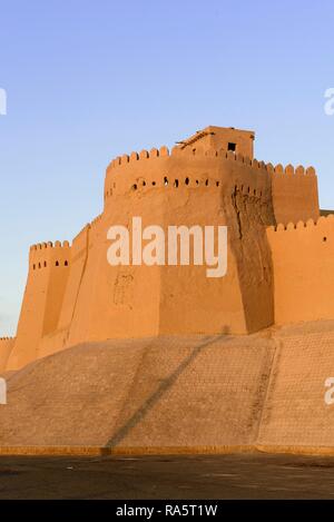 Walls of the historic centre Ichan Qala, Unesco World Heritage Site, Khiva, Uzbekistan, Asia
