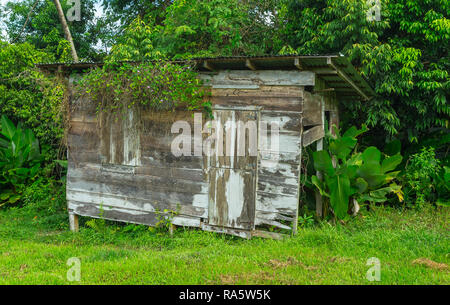 rustic garden shed stock photo - alamy