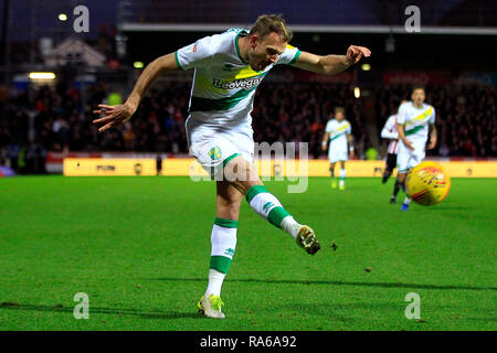 London, UK. 01st Jan, 2019. Jordan Rhodes of Norwich City in action. EFL Skybet championship match, Brentford v Norwich City at Griffin Park on New Years Day, Tuesday 1st January 2019 . this image may only be used for Editorial purposes. Editorial use only, license required for commercial use. No use in betting, games or a single club/league/player publications. pic by Steffan Bowen/Andrew Orchard sports photography/Alamy Live news Credit: Andrew Orchard sports photography/Alamy Live News Stock Photo