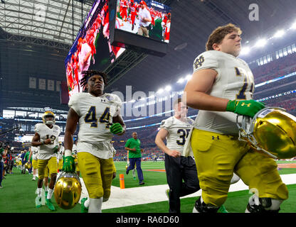 December 29, 2018 - Arlington, Texas, U.S - December 29, 2018 - Arlington, Texas, U.S. - Notre Dame Fighting Irish defensive lineman Jamir Jones (44) and team return to the locker room at halftime in the College Football Playoff Semifinal at the Goodyear Cotton Bowl Classic between the Notre Dame Fighting Irish and the Clemson Tigers at AT&T Stadium, Arlington, Texas. (Credit Image: © Adam Lacy/ZUMA Wire) Stock Photo