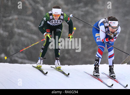 Oberstdorf, Germany. 02nd Jan, 2019. Nordic skiing/cross-country skiing: World Cup, Tour de Ski, 10 km mass start classic, women. Julia Belger (l) from Germany drives on the route. Credit: Karl-Josef Hildenbrand/dpa/Alamy Live News Stock Photo