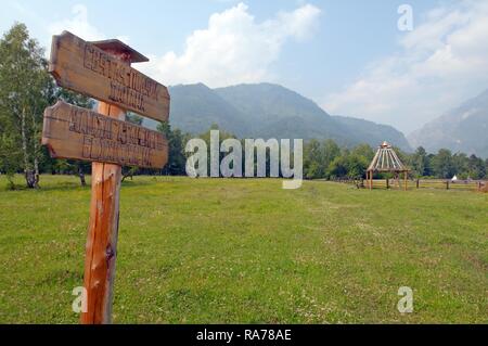 Sign with inscription 'A sacred glade in Datsan', Buddhist university monastery, Arshan, Tunkinsky District Stock Photo