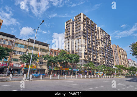 Taipei, Taiwan - November 29, 2018: Traffic around Songjiang road which close to Xiangtian temple in Zhongshan district in Taipei city, Taiwan Stock Photo