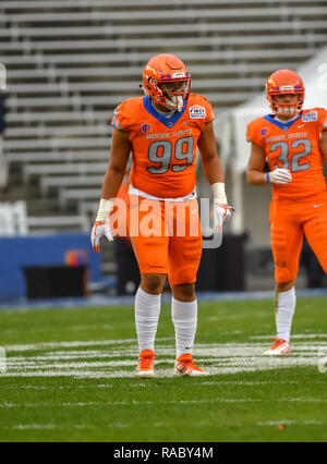 Dallas, TX, USA. 26th Dec, 2018. Boise State lineman, Sonatane Lui (98 ...