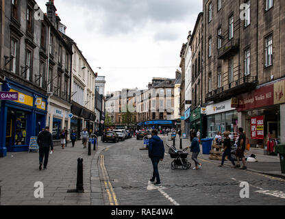 Stirling, United Kingdom - August 11 2018:   Shoppers walking amongst the shops in Murray Place Stock Photo