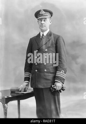 Photograph taken on 15th October 1915. Commander S. B. Norfolk of the British Royal Navy. Taken at the famous Bassano Photography Studios in London. First World War soldier, sailor. Stock Photo