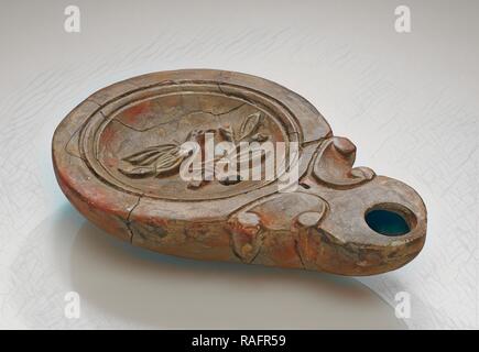 Lamp, North Africa, 1st - 4th century, Terracotta, 2.5 x 7.6 x 11 cm (1 x 3 x 4 5,16 in.). Reimagined Stock Photo