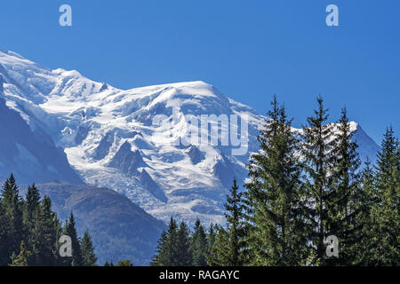 French side of the Mont Blanc massif showing the Dôme du Goûter mountain top / summit and Glacier des Bossons in summer, Haute-Savoie, France Stock Photo