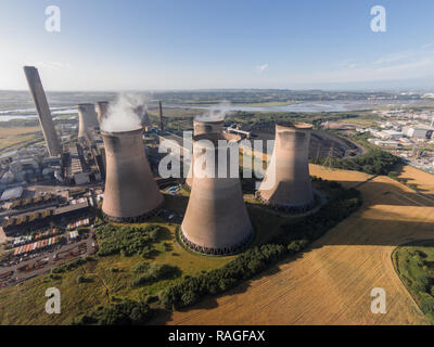 Aerial photographs of Fiddlers Ferry Power Station in Widnes / Sankey.  A Coal Power Station which famously lost a tower in 1984 due to high wind. Stock Photo