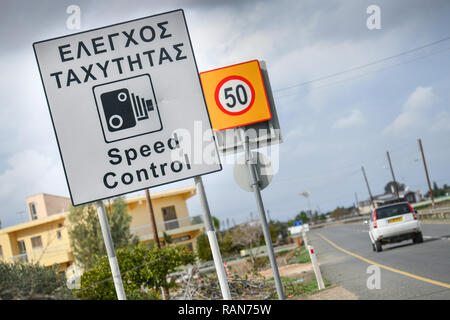 Warning speed measurement republic Cyprus, Warnschild Geschwindigkeitsmessung Republik Zypern Stock Photo