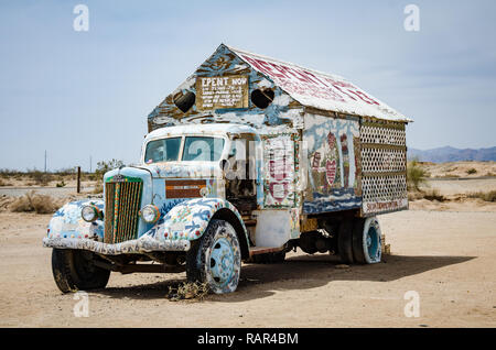 NILAND, CALIFORNIA - AUGUST 21 2018: Painted truck near Leonard Knights painted Salvation Mountain on Beal Road  outside of Niland, California Stock Photo