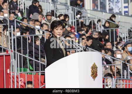 Tokyo, Japan. 6th Jan, 2019. Tokyo Governor Yuriko Koike delivers her speech during the annual New Year's Fire Review in Tokyo Big Sight. This year, approximately 2800 participants including Tokyo Fire Department firefighters and volunteers demonstrate their latest firefighting and emergency rescue techniques. 161 fire vehicles and helicopters are also showcased. Credit: Rodrigo Reyes Marin/ZUMA Wire/Alamy Live News Stock Photo