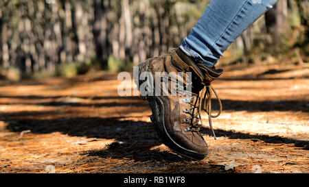 https://l450v.alamy.com/450v/rb1wf8/close-up-of-a-female-hikers-leg-and-foot-as-she-takes-a-step-on-a-forest-trail-at-the-sam-houston-national-forest-in-texas-rb1wf8.jpg