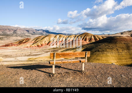 An empty bench at Painted Hills at John Day Fossil Stock Photo