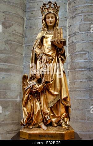 Statue of Saint Gudula in the Cathedral of St. Michael and St. Gudula, Bruxelles, Belgium Stock Photo