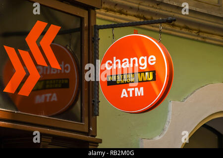 Sign Outside A Bureau De Change Offering Money Exchange With 0 Commission Stock Photo Alamy