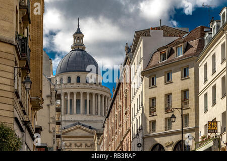 The Panthéon ,a secular mausoleum containing the remains of distinguished French citizens ,with a façade modelled on the Pantheon in Rome Stock Photo