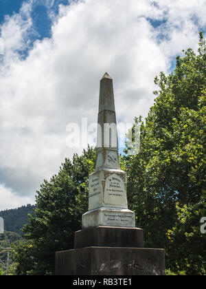 Memorial to Potatau Te Wherowhero, first Maori King, Octagon Reserve, Ngaruawahia, New Zealand Stock Photo