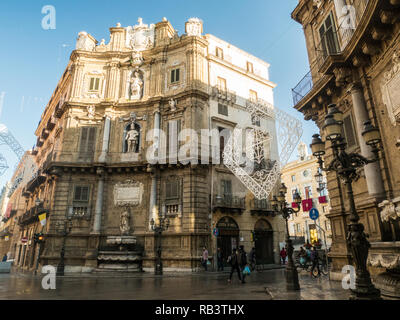 The baroque square of 'Quattro Canti'  (officially Piazza Vigliena), in the City of Palermo, Sicily, Italy Stock Photo