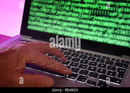 Symbolfoto massive hacker attack on politicians and celebrities. Hacker, data theft, data security / BSI security test, encryption, password, password, user data, encrypt, encryption, eavesdropping, listening, spying, identity theft, online, account, access data, security in the network, Internet, e-mail address, online, data protection, Lock. | usage worldwide Stock Photo
