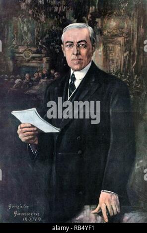 President Woodrow Wilson addressing delegates at the Versailles Peace Conference 1919. by Gonzales Gammara 1890-1972 Stock Photo