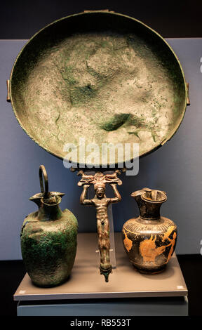 Italy Basilicata Melfi Castle National archeologic museum tableware, grave 768, V sec.a.c., Stock Photo