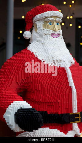 A Santa Sleigh with 8 reindeer made using 750,000 LEGO bricks at Tacoma Square, Mermaid Quay, Cardiff Bay. The models took 3 months, to build and will Stock Photo