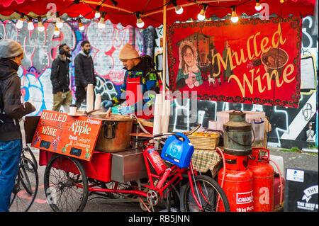 Mulled Wine stall in Brick Lane Market Shoreditch East London Stock Photo