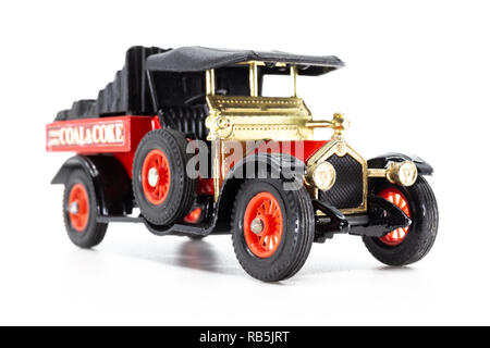 Matchbox Models of Yesteryear Y-13 Crossley Lorry 1918 - RAF tender Stock  Photo - Alamy