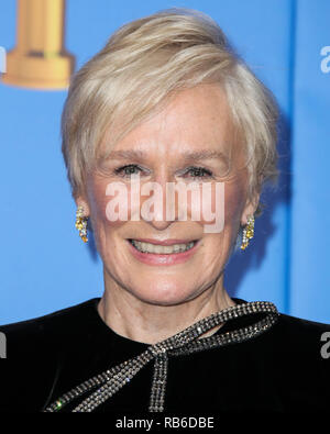 Beverly Hills, United States. 06th Jan, 2019. BEVERLY HILLS, LOS ANGELES, CA, USA - JANUARY 06: Actress Glenn Close wearing a custom Armani Prive dress with Cartier jewelry and Giuseppe Zanotti shoes poses in the press room at the 76th Annual Golden Globe Awards held at The Beverly Hilton Hotel on January 6, 2019 in Beverly Hills, Los Angeles, California, United States. (Xavier Collin/Image Press Agency) Credit: Image Press Agency/Alamy Live News Stock Photo