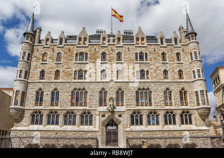 Front view of the Casa de los Botines building in Leon, Spain, designed by Gaudi Stock Photo