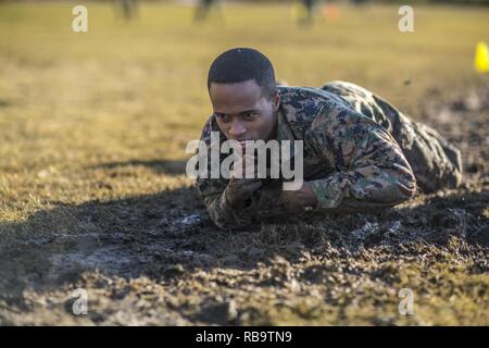 Movement to contact, 880 yard run Stock Photo - Alamy