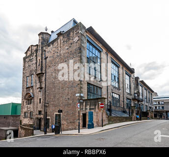 The Glasgow School of Art in Renfrew Street Glasgow Scotland designed by Charles Rennie Mackintosh seen from east end at Dalhousie Street Stock Photo