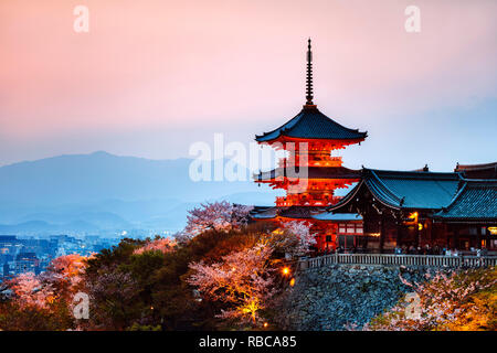 Sanjunoto pagoda of Kiyomizu-dera Buddhist temple, Kyoto, Japan Stock Photo