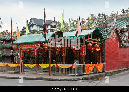 Hong San Chinese temple in Kuching, Sarawak (Borneo), Malaysia Stock Photo