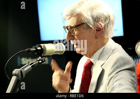 NEW YORK, NY - NOVEMBER 09:  The Amazing Kreskin Unveils His 2016 Presidential Election Prediction at XM Satellite Radio on November 9, 2016 in New York City.  (Photo by Steve Mack/S.D. Mack Pictures) Stock Photo